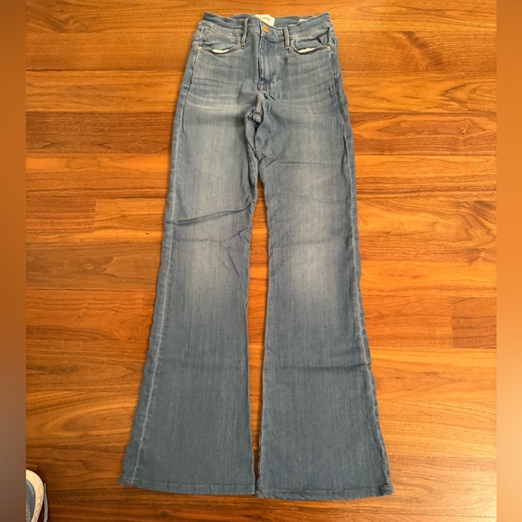Frame Le High Flare Jeans - Picture 2 of 4